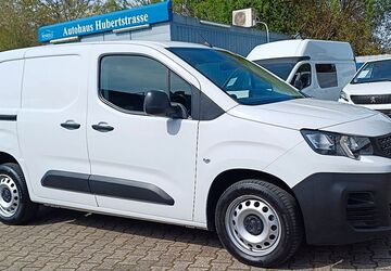 Peugeot Partner 104.000 km 9.980 &euro; Essen 45307