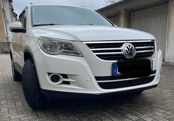 VW Tiguan 244.000 km 3.499 &euro; Duisburg 47053
