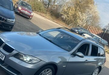 BMW 320 239.000 km 3.990 &euro; Viersen 41749