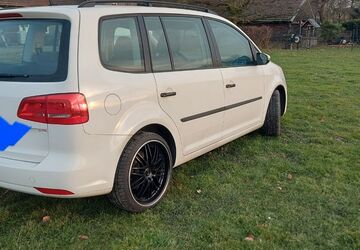 VW Touran 171.200 km 6.000 &euro; Geldern 47608