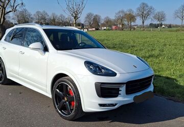 Porsche Cayenne 62.000 km 44.800 &euro; Nettetal 41334