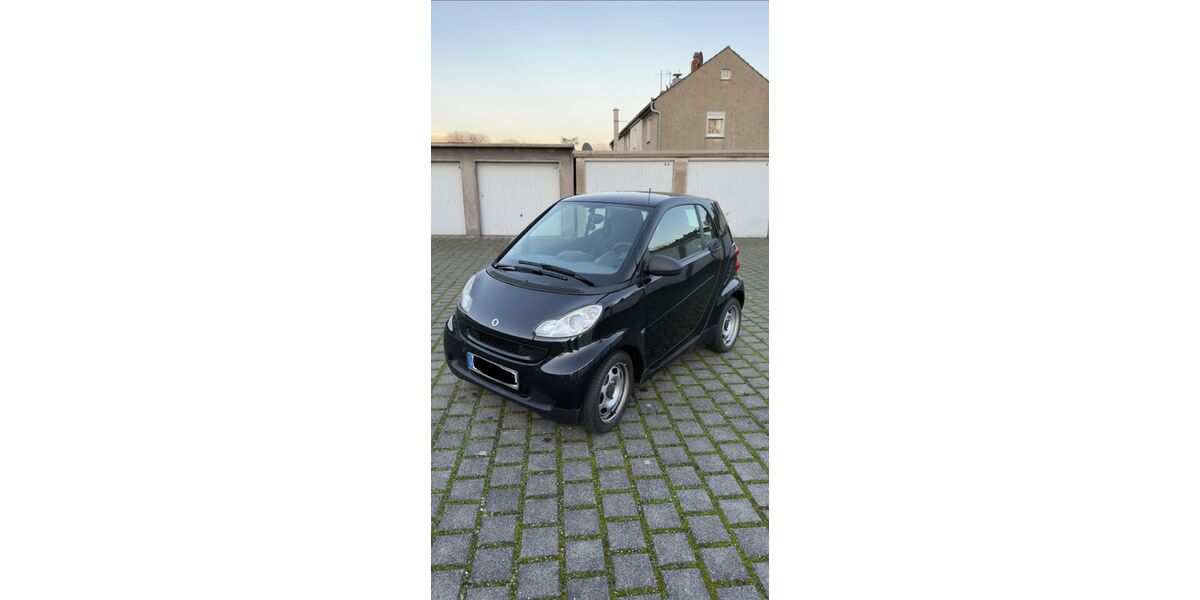 Smart ForTwo 172.425 km 3.600 &euro; Oberhausen 46145