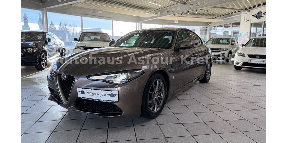 Alfa Romeo Giulia 111.000 km 17.800 &euro; Krefeld 47805
