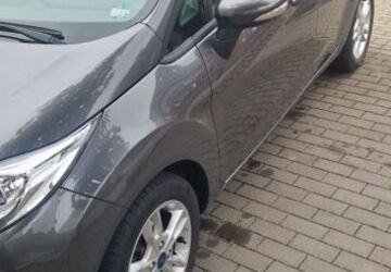 Ford Fiesta 66.300 km 7.500 &euro; Neuss 41472