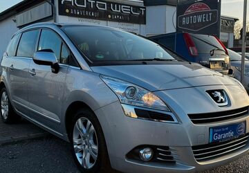 Peugeot 5008 118.000 km 9.490 &euro; Moers 47441
