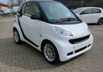 Smart ForTwo 151.362 km 2.988 &euro; Essen 45326