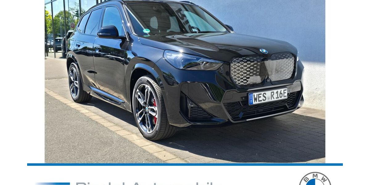 BMW iX1 2.999 km 52.990 &euro; Dinslaken 46535