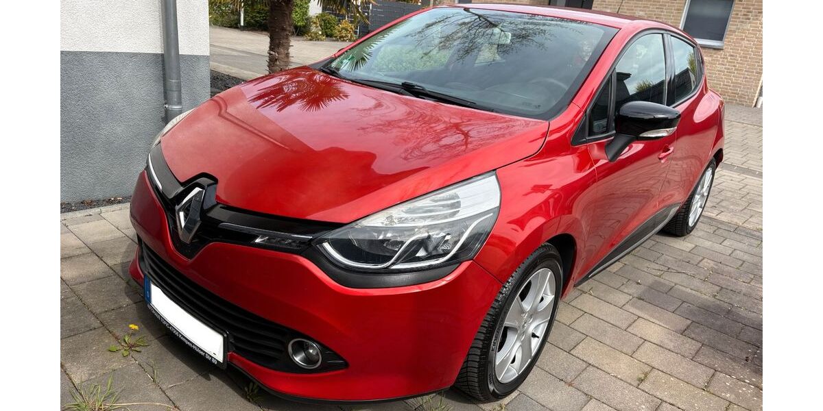 Renault Clio 113.000 km 5.800 &euro; Viersen 41749