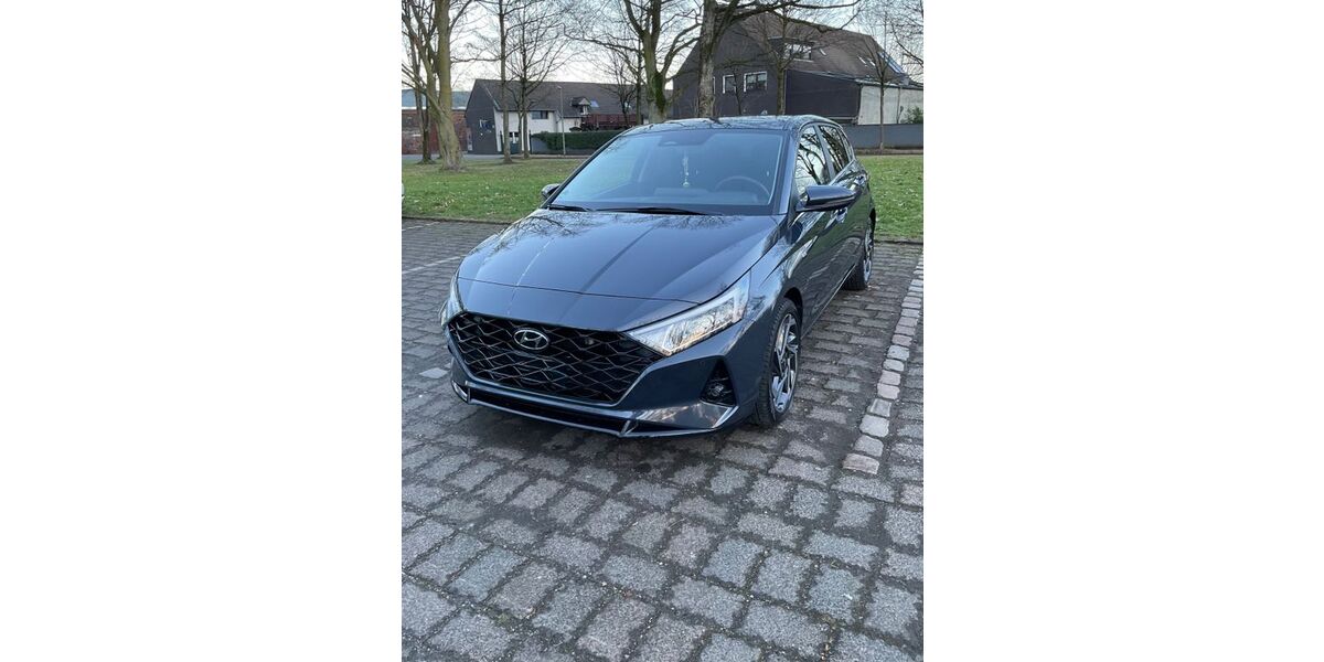 Hyundai i20 33.270 km 17.399 &euro; Duisburg 47249