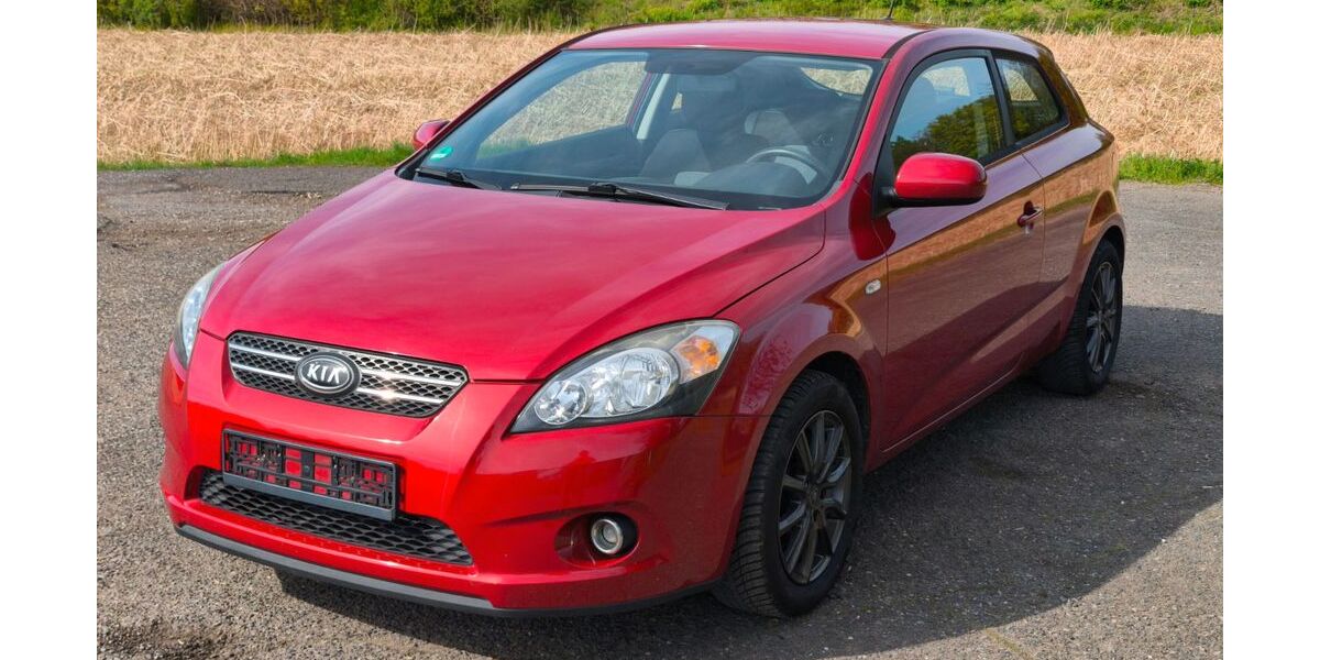 Kia pro ceed / ProCeed 150.000 km 3.990 &euro; Neukirchen-Vluyn 47506