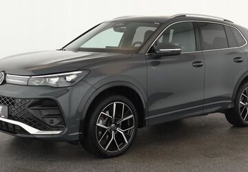 VW Tiguan 7.600 km 44.484 &euro; Düsseldorf 40233