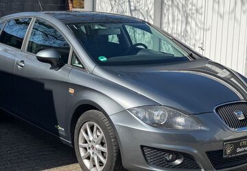 Seat Leon 142.594 km 4.635 &euro; Moers 47445