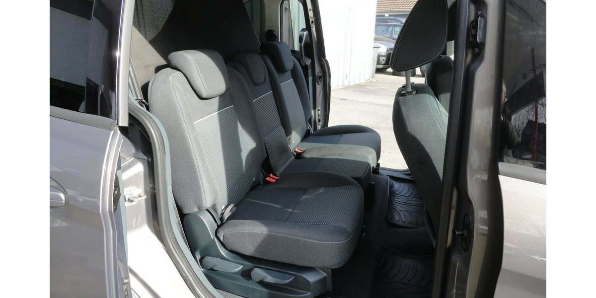 Ford Grand C-Max SYNC Edit. 1,6L/110KW Klima+SHZ+PDC 170.000 km 5.900 &euro; Neuss 41462