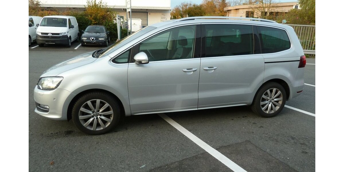 VW Sharan 2.0 TDI DSG Panorama Navi Leder 7 Sitze + 175.000 km 16.900 &euro; Ratingen 40885
