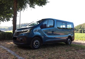 Renault Trafic 99.500 km 12.999 &euro; Düsseldorf 40221