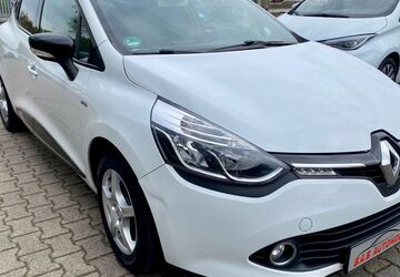 Renault Clio 158.410 km 7.999 &euro; Moers 47445