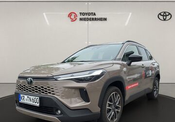 Toyota Corolla Cross 5.000 km 39.885 &euro; Krefeld 47809
