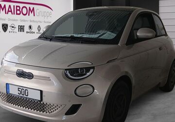 Fiat 500e 2.000 km 38.990 &euro; Kevelaer 47623