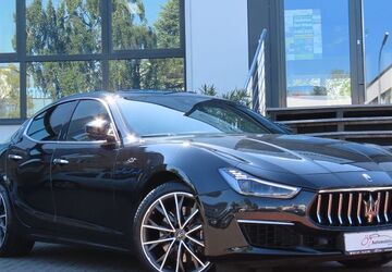 Maserati Ghibli 28.638 km 46.900 &euro; Neuss 41469