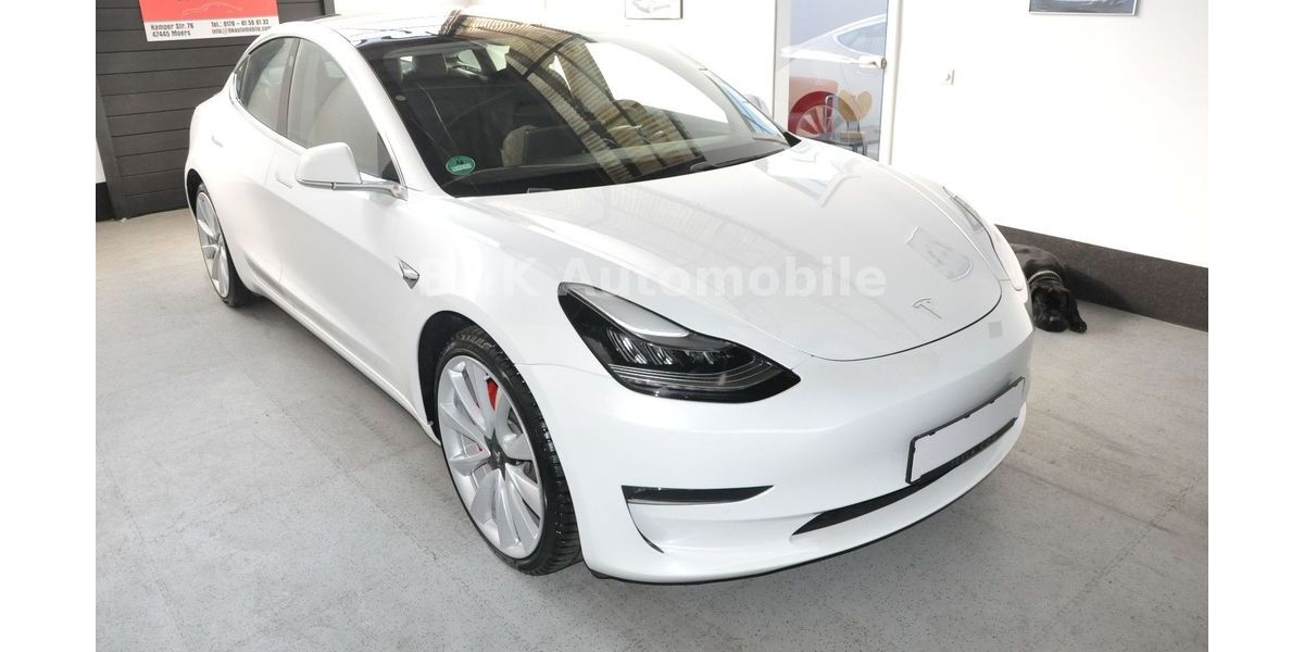 Tesla Model 3 59.800 km 24.000 &euro; Moers 47445